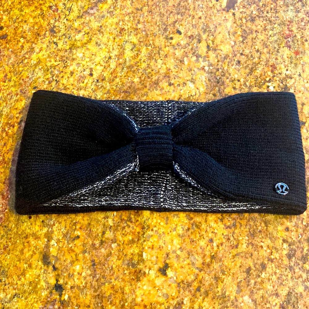 lululemon ear warmer/headband - one size and reversible